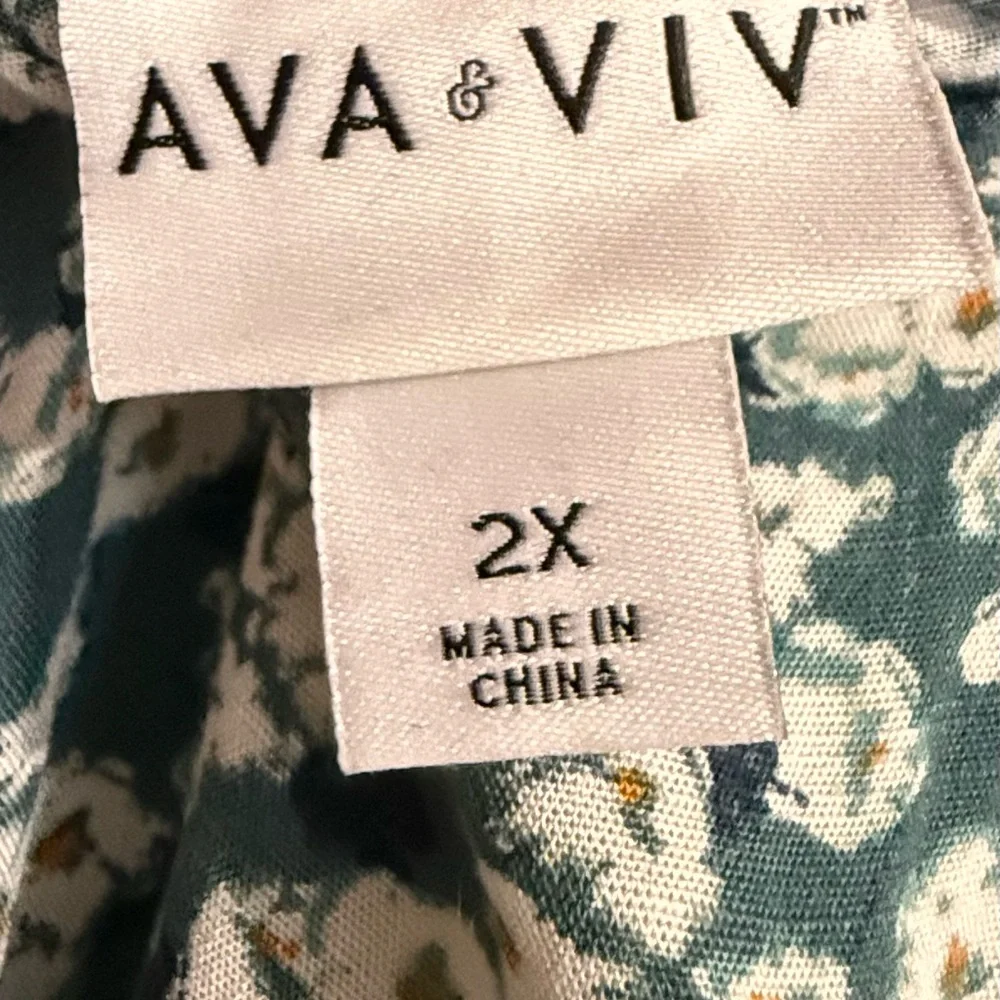 Ava & Viv Dark Green Floral Maxi Dress With Pockets - Picture 5 of 5